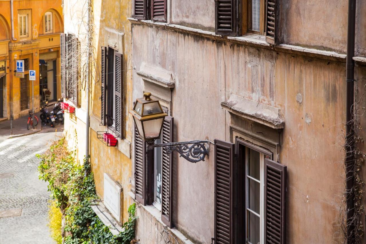 Trasteverehome - Central Monserrato House With Balcony ローマ エクステリア 写真